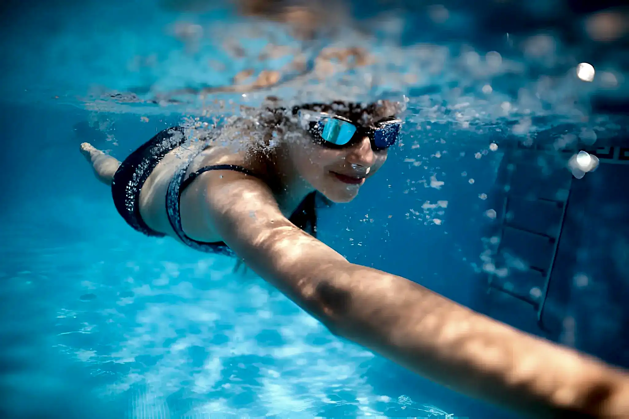 Yüzme Nasıl Öğrenilir?: Bilmeniz Gereken Yüzme Teknikleri image